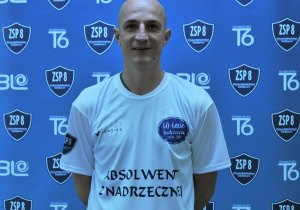 Bartłomiej Rebzda, ukończył liceum-2007r, wychowawca J.Piasta