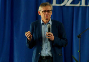 dr inż. Jarosława Sowińskiego prowadzi wykład