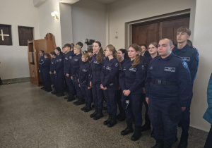 Uczniowie klas policyjnych w czasie obchodów Święta Niepodległości