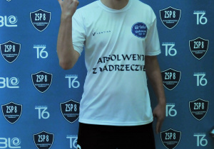 Maciej Jedwabny,ukończył liceum -2012r, wychowawca S.Szymański