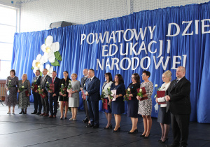 Dyrektorzy i Nauczyciele, którzy otrzymali Nagrody Starosty