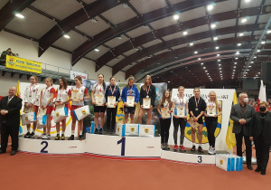 Medalistki biegu sztafetowego 4x200m