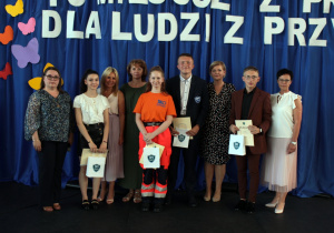 uczniowie ze 100 proc frekwencją