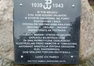 Zdjęcie tablicy pamiątkowej - zdjęcie nr 2