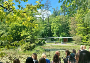 Widok na staw w Arboretum