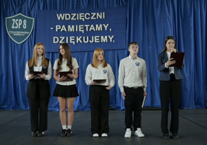 Uczniowie klas pierwszych