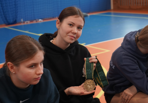 Nadia Wirszewska z medalem olimpijskim