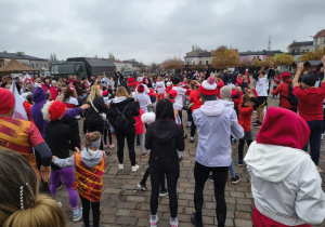 Wspólna rozgrzewka z Wandą Panfil