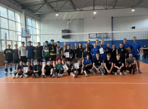 Turniej piłki siatkowej klas policyjnych i pracowników policji