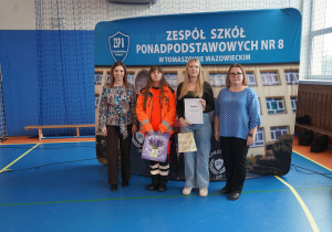 Zwycięzcy konkursu z p. Agnieszką Dziedzic i p. Agnieszką Ziółek