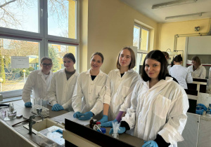 Uczennice podczas warsztatów