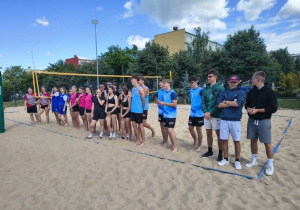 Rozpoczęcie półfinału wojewódzkiego w siatkówce plażowej