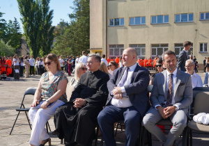 Uczestnicy uroczystoći