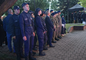 Uczniowie klasy policyjnej podczas uroczystości z okazji obchodów wybuchu II wojny światowej